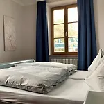 Szálloda Strandhotel Berg *