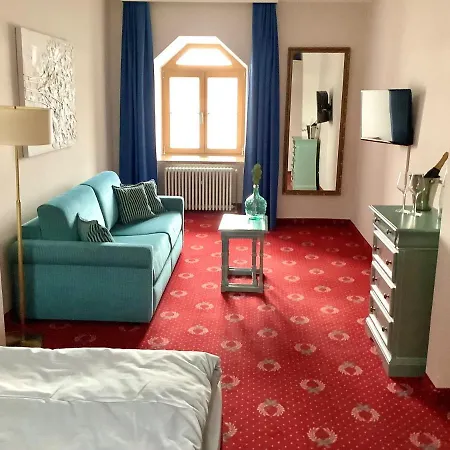Strandhotel Berg *