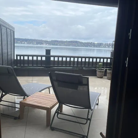 Strandhotel Berg *