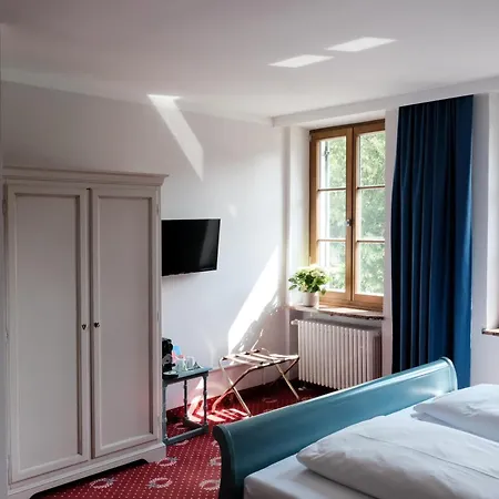 Hotel Strandhotel Berg *