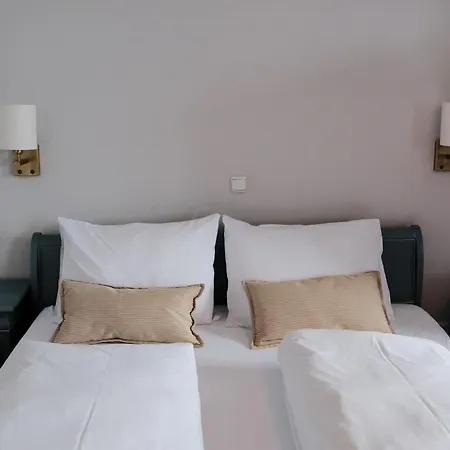Hotel Strandhotel Berg *