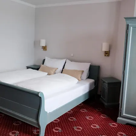 Hotel Strandhotel Berg *