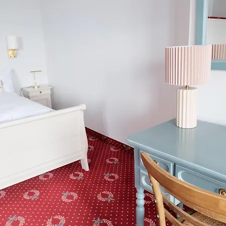 Strandhotel Berg