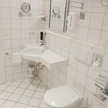 Hotel Strandhotel Berg *