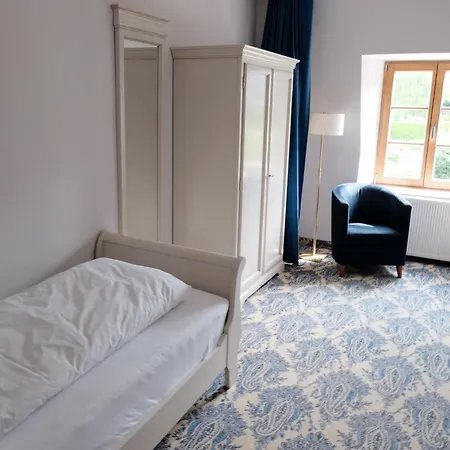 Strandhotel Berg Berg am Starnberger See