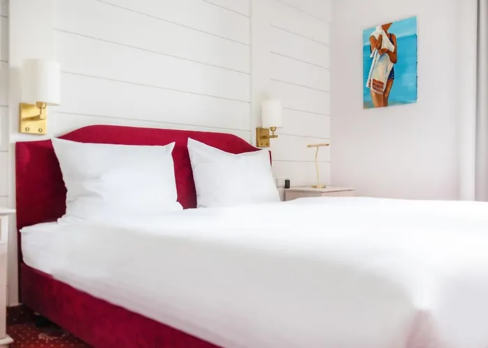 Strandhotel Berg *