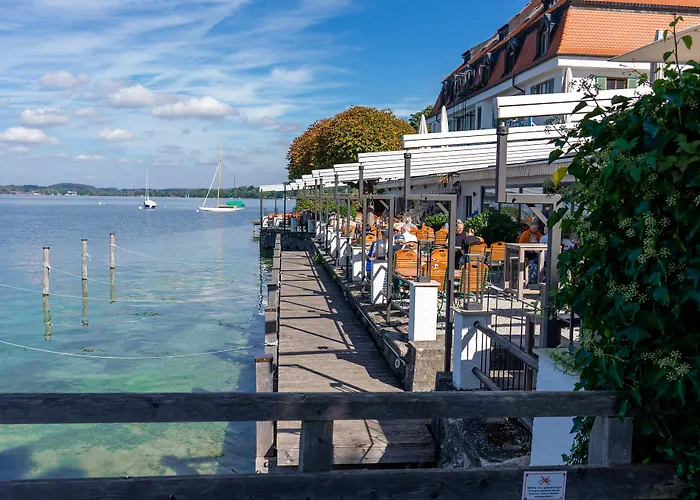 Strandhotel Berg *